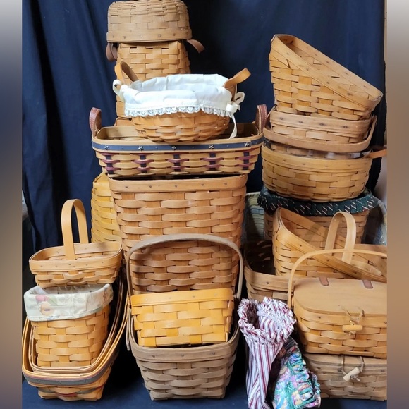 LIKE THIS LISTING TO BE NOTIFIED OF MY LIVE SHOWS. - Picture 13 of 15